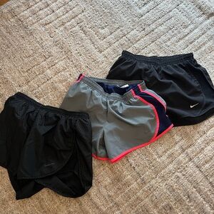 NIKE SHORTS BUNDLE SIZE XS
